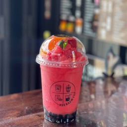 สตอเบอรี่ปั่น