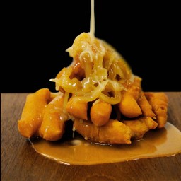 ปาท่องโก๋ น้ำตาลโตนด มะพร้าวอ่อน