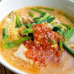 สุกี้น้ำหมู