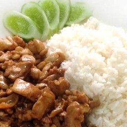 ไก่กระเทียม