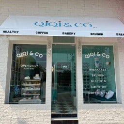 QiQi&CO กัลปพฤกษ์