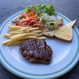 สเต็กหมูบด