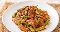 พริกแกงหมู(กับข้าว)