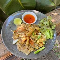 ก๋วยเตี๋ยวคั่วไก่