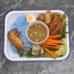 ร้านน้ำพริกปลาทูทอด ใกล้ฉัน