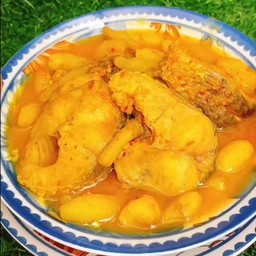 แกงเหลืองมันขี้หนู ( ปลากะพง )