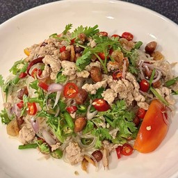 ยำวุ้นเส้นโบราณ