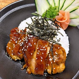 B19 Tori Teriyakidon ข้าวหน้าไก่เทริยากิ