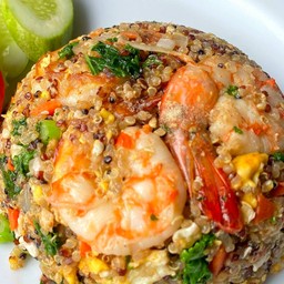 Quinoa + Kale Fried Rice ข้าวผัดควินัว + เคล