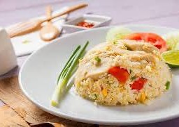 ข้าวผัดไก่