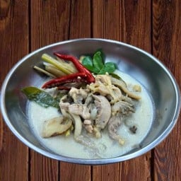 ต้มข่าไก่