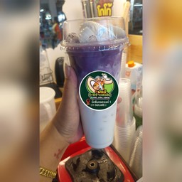 มะพร้าวนมสดเย็นเผือก