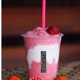 ราสเบอร์รี่สตอเบอรี่โยเกิร์ต