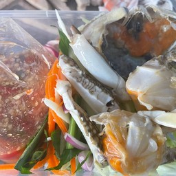 ยำมะม่วงปูม้า