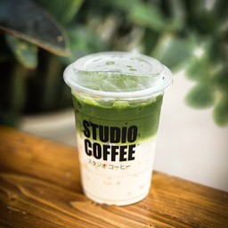 ชาเขียวมัทฉะนมโอ๊ต (Matcha Oat Milk)