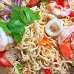 ยำมาม่าทะเล