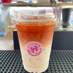 ชาไทยลาเต้เย็น(ชาจะน้อย)