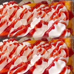 ปังปิ้งวิปครีม สตอเบอรี่