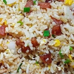 ข้าวผัดกุนเชียง