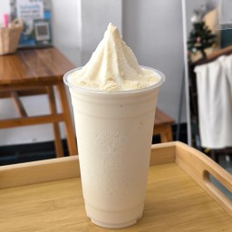 นมสดไวท์มอลต์ปั่น (size 22 oz)