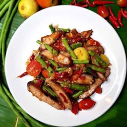 ตำหมูทอดปลากรอบปลาร้า