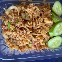 ข้าวผัดแหนม