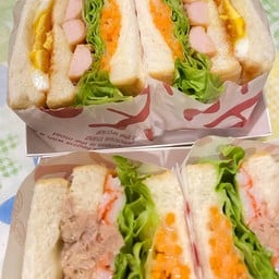 ไส้กรอก+ปูอัด เกาหลี