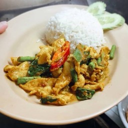 ข้าวเครื่องแกงไก่
