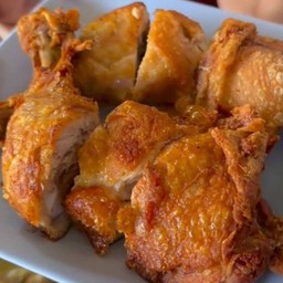 น่องสะโพกไก่ทอด กรอบๆ