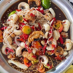 ตำหมึก แซ่บๆ