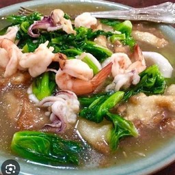 ราดหน้าทะเล 80