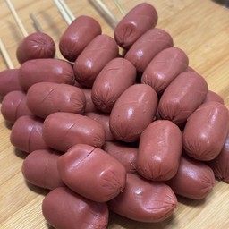 ไส้กรอกแดง