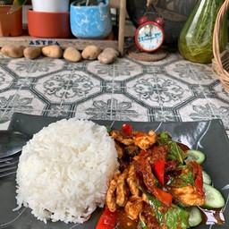 ข้าวผัดพริกแกง
