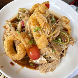 ตำซั่วตีนไก่ หมูยอ แคบหมู