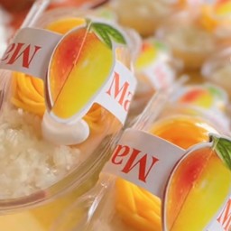 Leo Thai Dessert Kitchen ,Leo  ครัวขนมไทย   ข้าวเหนียวมูนมะม่วง 27.5 กรัม