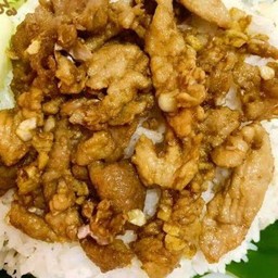 ข้าวหมูกระเทียม 80