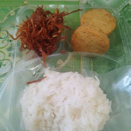 ข้าวเหนียวหมูฝอย+หมูยอทอด