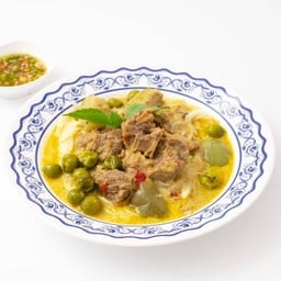 ขนมจีนแกงเขียวหวานเนื้อสูตรเข้มข้น