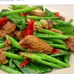 คะน้าปลาเค็ม 120