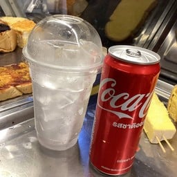 โค้ก น้ำแข็ง