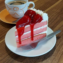 สตรอวเบอร์รี่นมสด