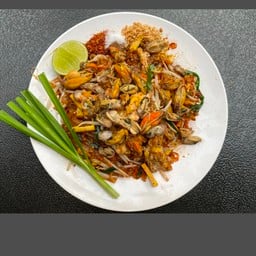 ผัดไทย หอยทอด ผัดซีอิ้ว เว้ย เฮ้ย หน้าเซเว่น หมู่บ้านทรัพทวี ประชาอุทิศ90