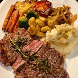 Premium Striploin (พรีเมียมสตริปลอยด์)