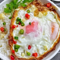 ข้าวไข่ดาว+พริกน้ำปลา