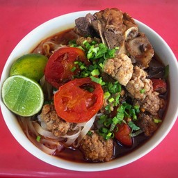 ก๋วยเตี๋ยวน้ำเงี้ยว ธรรมดา