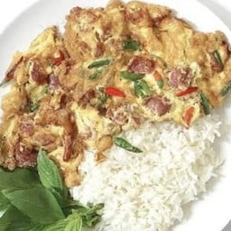 ข้าวไข่เจียวแหนม
