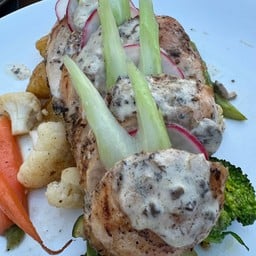Blue Gragon Cafe And Beach Club Garden Cliff Resort&Spa