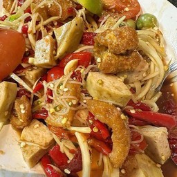 ตำซั่วปลาร้า+หมูยอ+แคบหมู