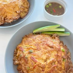 ข้าวไข่เจียวทรงเครื่อง ( ไข่ 2 ฟอง )
