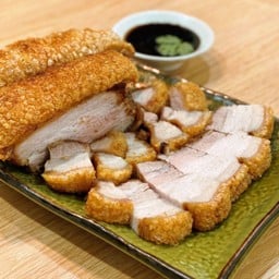 หมูกรอบในตำนาน-ขอนแก่น